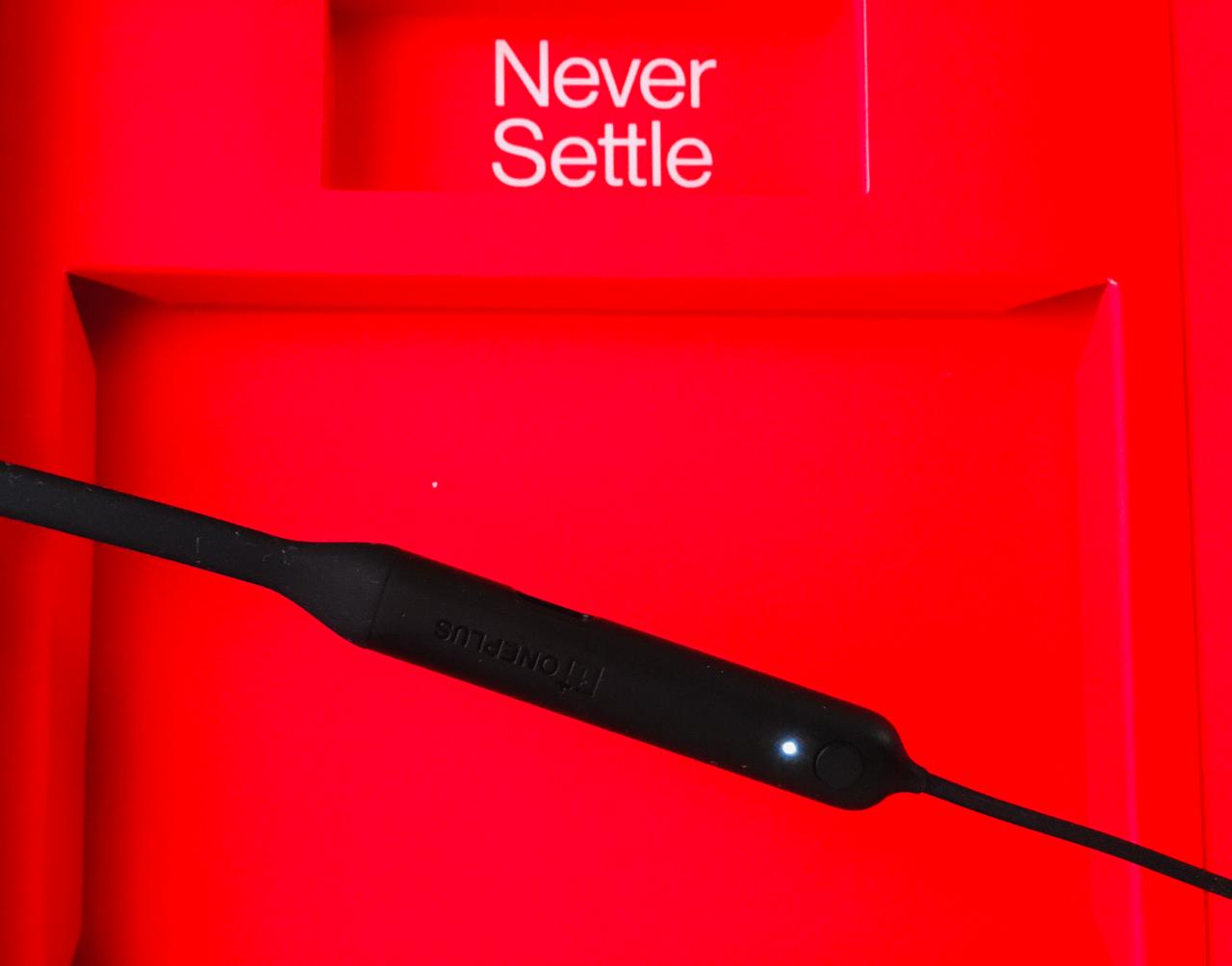 OnePlus Bullets Led